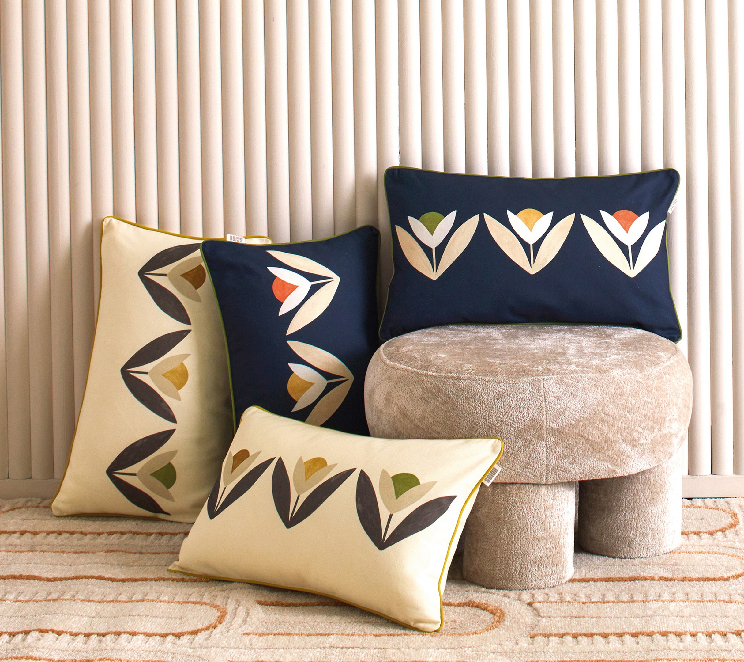 ENSEMBLE ENVELOPPE COUSSIN TULIPES NATUREL 