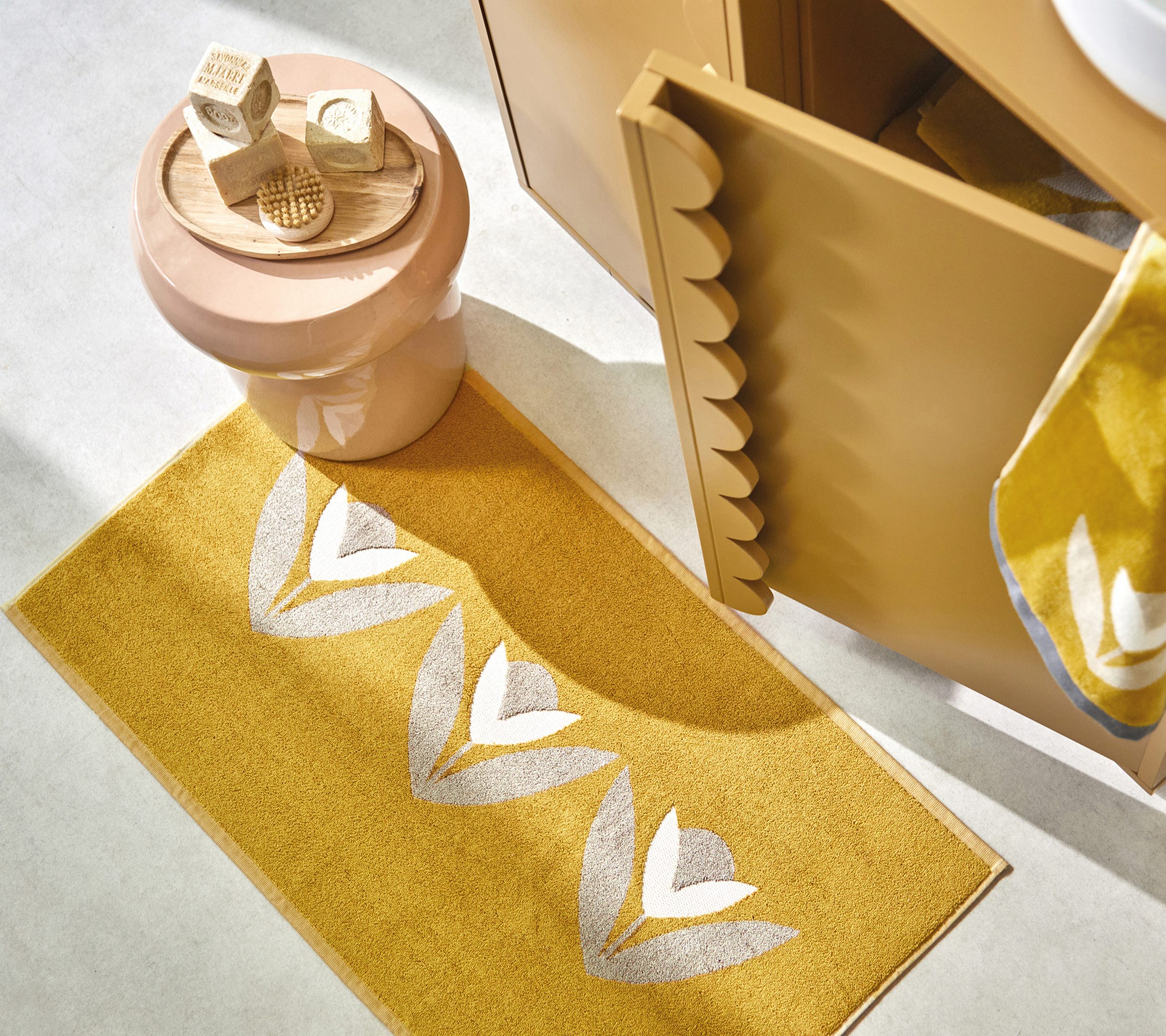 TAPIS DE BAIN TULIPA OCRE 