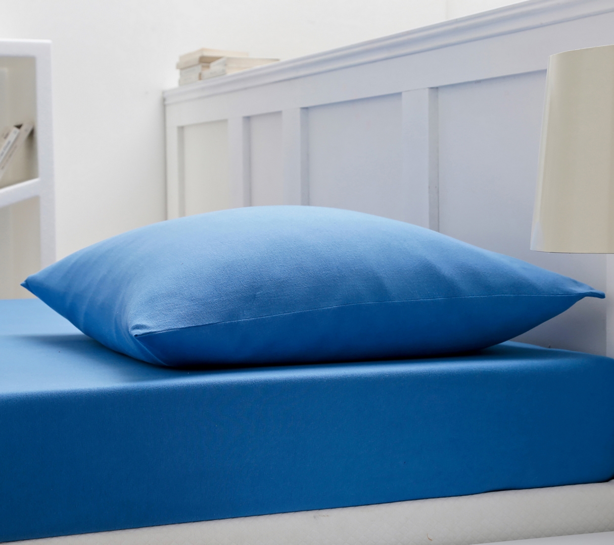 ENSEMBLE UNI COTON EXTENSIBLE BLEU ROYAL 