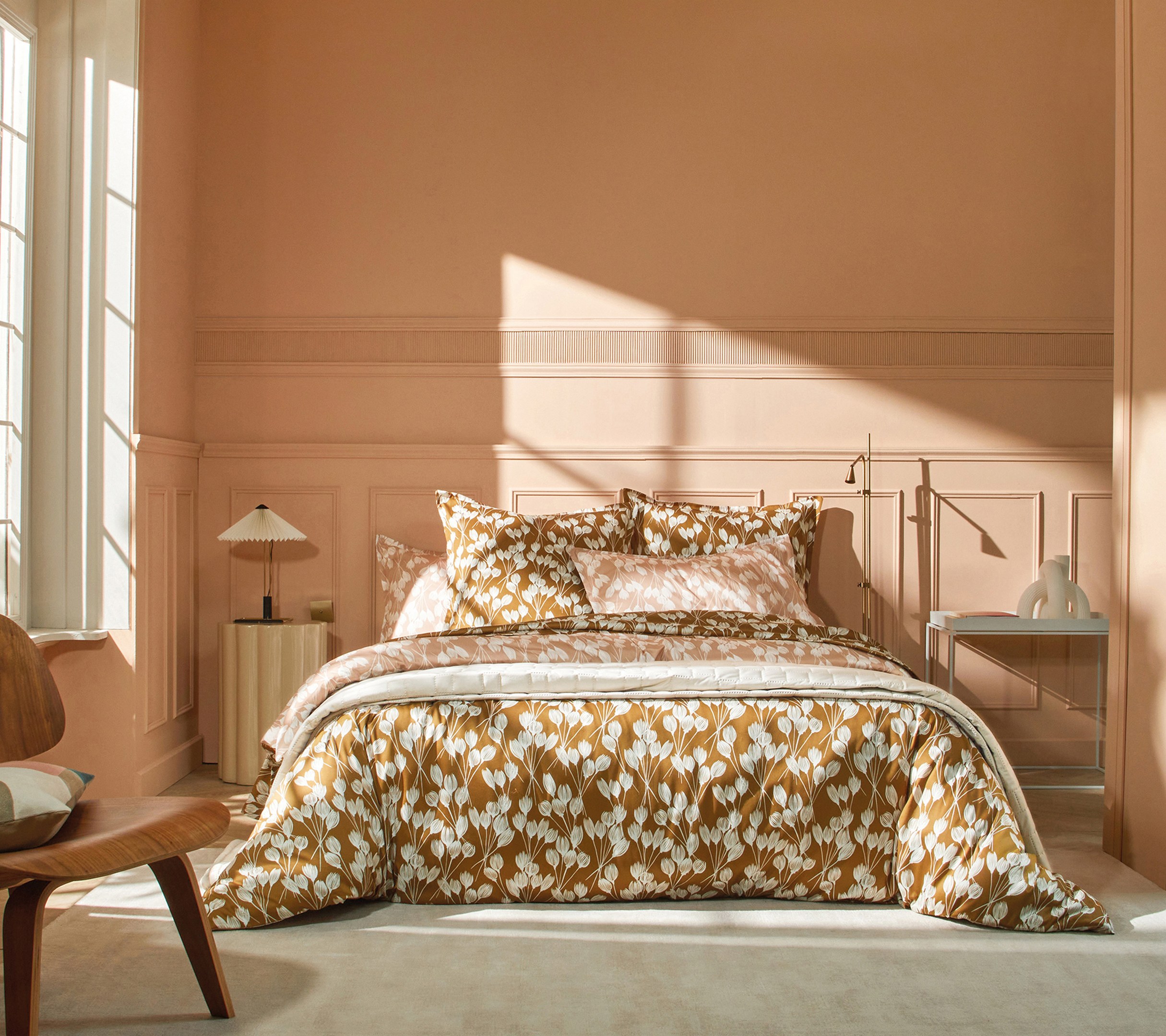 Parure de lit Envolée Cuivre satin de coton Blanc des Vosges housse de couette, drap, taie d'oreiller, taie de traversin